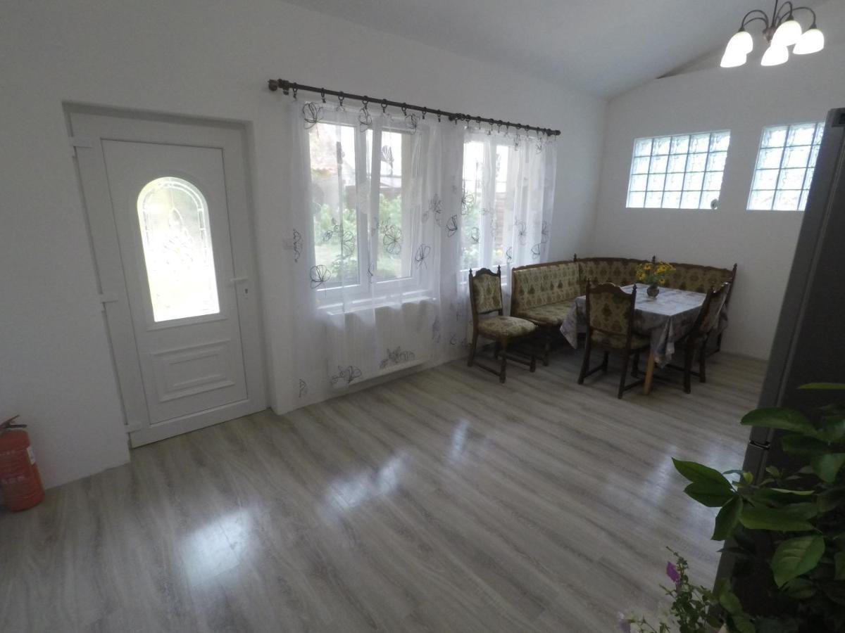 Ferienwohnung Balcsi1 Balatonfůzfő Exterior foto
